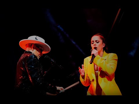 Pedro Abrunhosa, Sara Correia - Que O Amor Te Salve Nesta Noite Escura