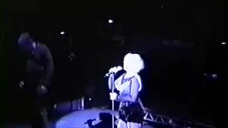 12/17/02 BLONDIE GOLDENROD  LIVE  IN LONDON from THE CURSE OF BLONDIE  2ND AFTER REUNITING.. SEXY