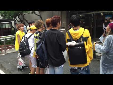 [HD Fancam] 160826 Music Bank 업텐션 Up10Tion 뮤직뱅크 출근길 직캠