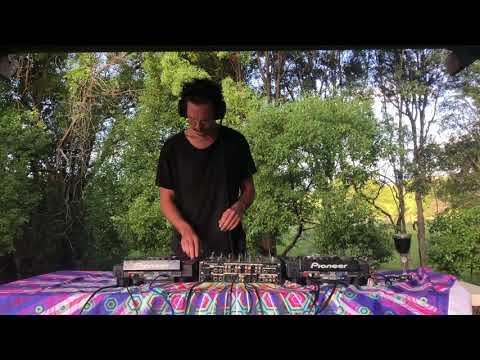 MM Online Showcase #5 // KUNI ( psybass | psydub | glitch )