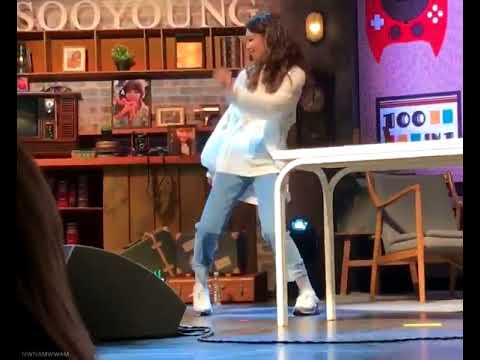 SNSD Sooyoung Dorky Dance XD