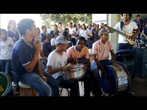 Smells Like Teen Spirit - Musicando a Escola - PIBID (Colégio Gastão Guimarães)