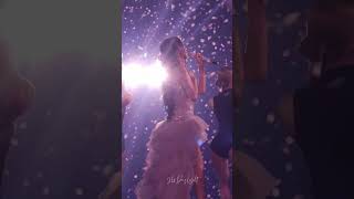 Download lagu Jisoo - All Eyes on Me🌹 #blackpink #jisoo #shorts mp3