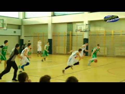 Przemysław Golek przechwyt i dunk