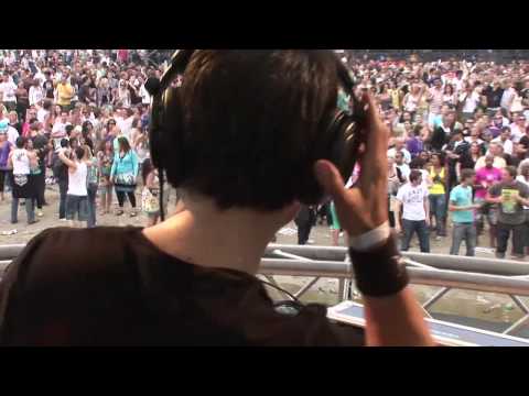 HOUSEQUAKE Beachspecial part 1