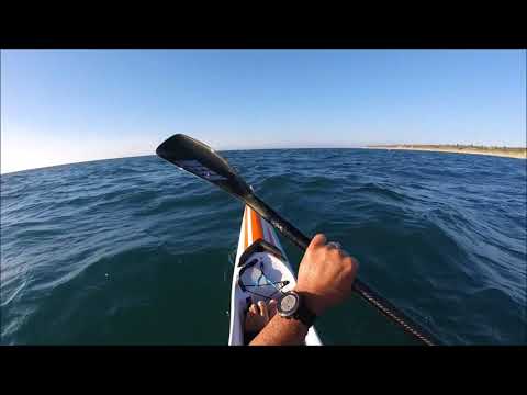 Downwind Surfski Paddling - How I Catch Runs