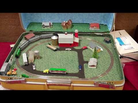 Suitcase Model Train Toy Sets at Dayton Hara Arena Show