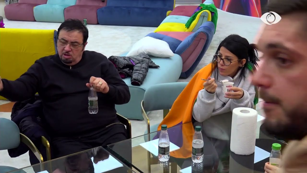 “Na vijnë qindra denoncime nga vajza të mitura”/ Ledjona: U hapin profile false në ”tik tok”