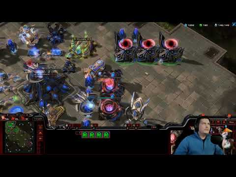 StarCraft 2 Protoss vs Terran Mid game play