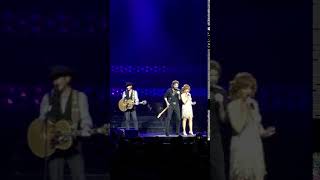 Brooks &amp; Dunn, Reba McEntire - Little Miss Honky Tonk (Vegas)