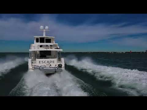Hampton 686 Endurance LRC Skylounge video