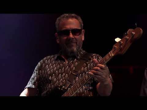 La Mississippi - Un poco mas (Vivo "Reserva especial - Luna Park - 30 Años)