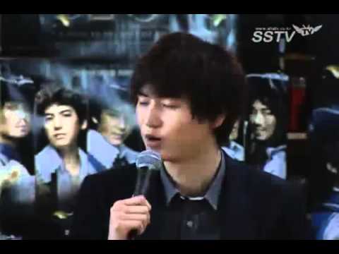 [SSTV] 101128 The Three Musketeers Musical - KYUHYUN's Rehearsal (action + kiss scene!) + Interview