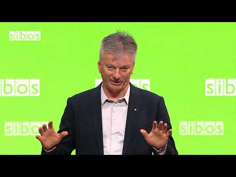 Steve Waugh speaking at SIBOS 2018