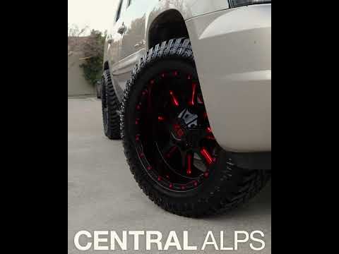 2008 GMC Yukon with a 2.5" RCX Level, 20x10 XD838 Mammoth Wheels, and 33" Atturo Tires | Hype |