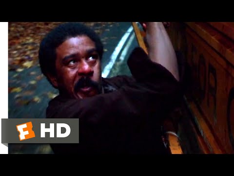 バスティン・ルース』（1981年）-暴走バスのシーン（8/10）｜Movieclips (Bustin' Loose (1981) - Runaway Bus Scene (8/10) | Movieclips)