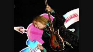 Tom Petty -  Mind With A Heart of Its Own