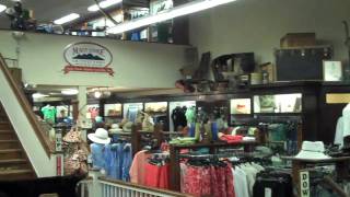 preview picture of video 'Mast General Store in Waynesville North Carolina'