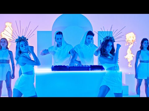 PLLWS x LAS PREZ - TULUM (Video Oficial)