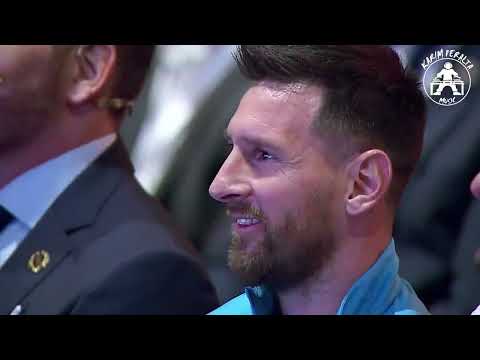 SOLEDAD LE CANTA A LEO MESSI "BRINDIS"