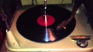 Doggin' Around - Count Basie and His Orchestra (1938)