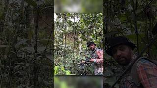 Chegamos na casa abandonada e ficamos surpresos depois de encontrar isso escondido