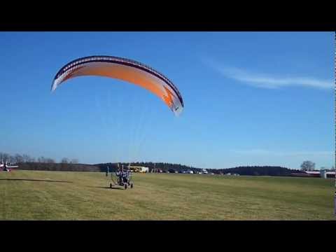 Xenit Plus Motorschirm Trike Start - www.motorschirm.biz