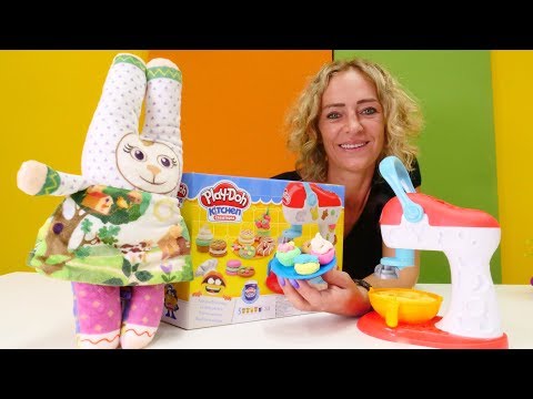 Play Doh Schule mit Nicole. Wir machen für Bunny Plätzchen. Video mit Knete