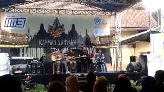 preview picture of video 'Diesnatalis ke 40 SMAN 1 Talun_ Alumni-SMANTA JAYA (live akustik)'