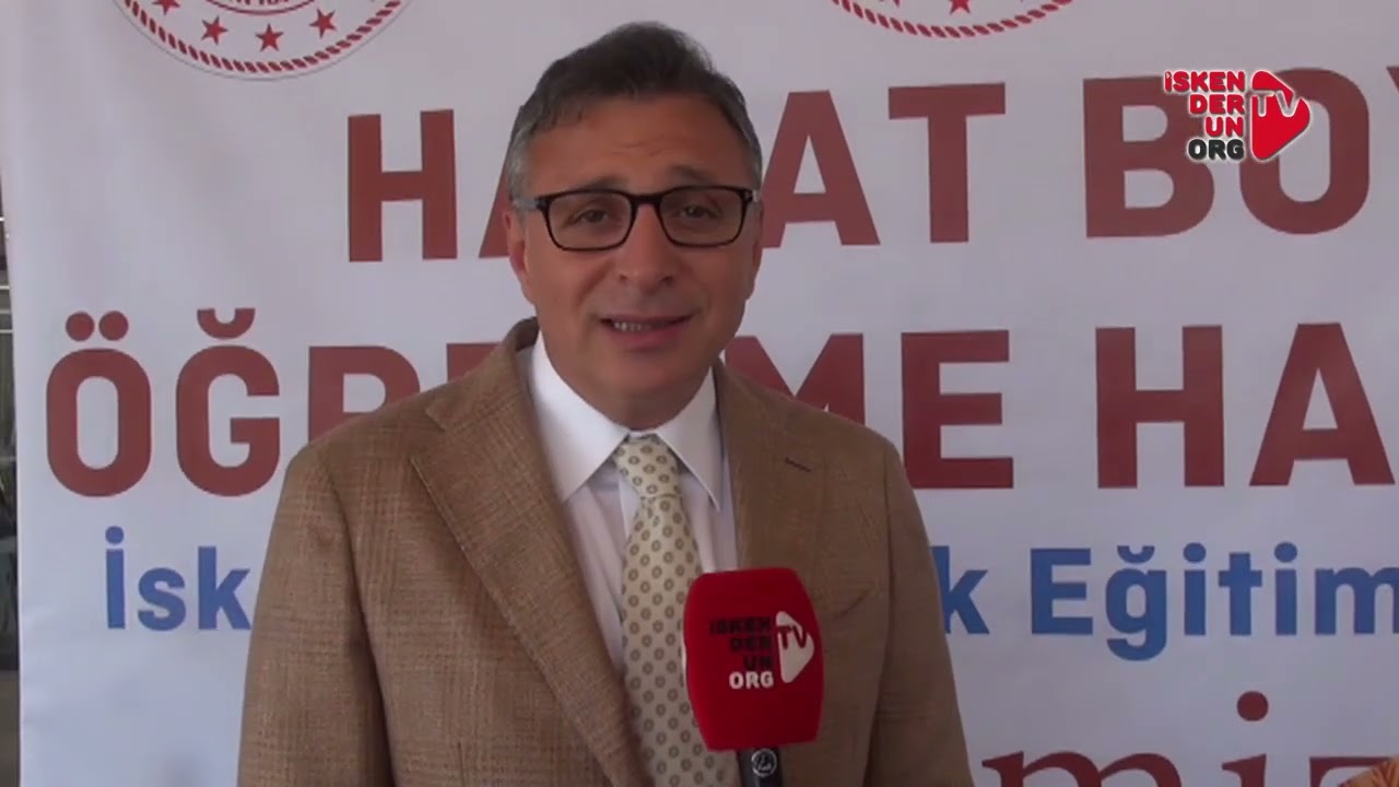 Dönmez 'Hayat Boyu Eğitim' sergisini gezdi...