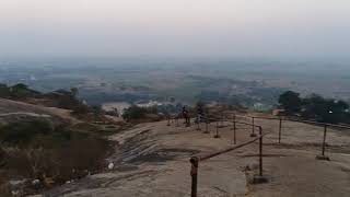 Download lagu Mandar Hills mp3