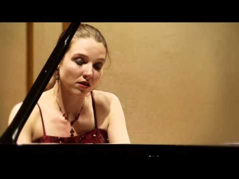 Luisa Splett plays Sergei Prokofjew: Visions fugitives op. 22 - 17. Poético