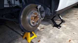 How to Change the Wheel Speed Sensor on a Dodge Challenger