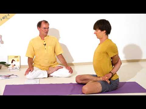 Verriegelter Lotus - Yoga Asana Lexikon