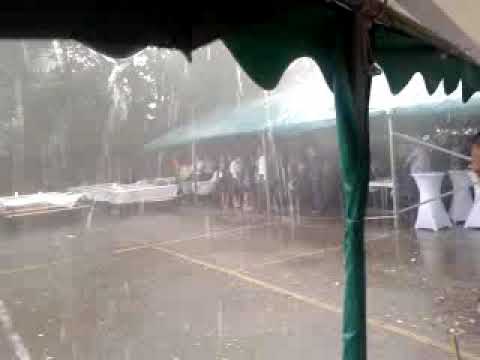 Jurczyce 5 08 2018 , ulewa po odsłonięciu pomnika  Gen .Józefa Hallera