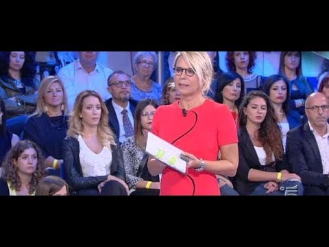 C'è Posta Per Te: Vincenzina conquista tutti e il pubblico avanza una proposta | Wind Zuiden