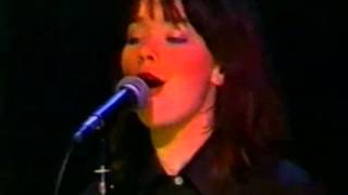 Björk - Sykurmolarnir - Góður guð - Icelandic TV Snow, Early (1980&#39;s) - [Betamax Rip HD]