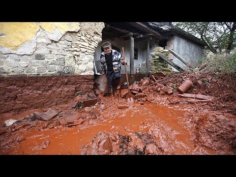 Hungarian court acquits managers over deadly alumina reservoir spill