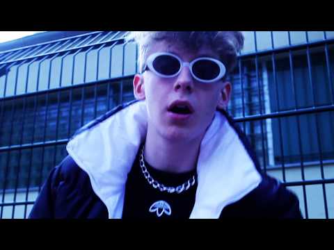 In Berlin - Yin Kalle