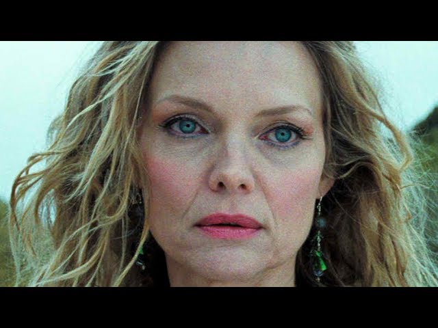 Video Pronunciation of Michelle pfeiffer in English