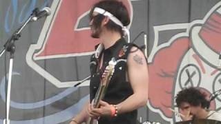 100 Monkeys - Bamboozle &quot;Looker&quot;