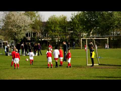 Stian Schenk corner kampioenswedstrijd Advendo F6