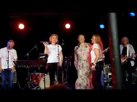 Regndans - MandagsJAM i Toldkammeret - Helsingør 7. august 2023