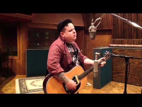 The Warm Up: Austin Lucas - "Run Around"