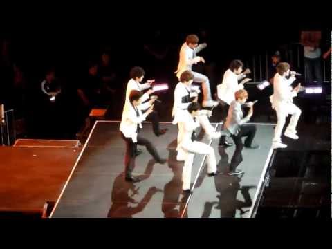 [FANCAM] 120521 Super Junior - A-CHA LIVE @ SMTown LA 2012 World Tour