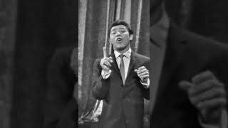 Paul Anka + Christmas music = absolute bliss ❣️