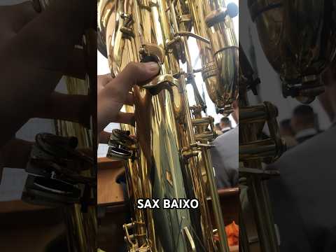 Sax baixo fazendo uma sombra no baixo ! Encerramento busca de dons, Cabreúva SP ! #musica #ccb