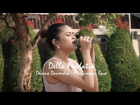 Devano - Menyimpan Rasa Live cover Della Firdatia