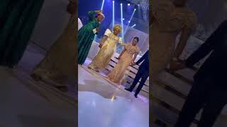 Download lagu the best  moment of Mercy chinwo wedding/prayer for the lovebirds. mp3