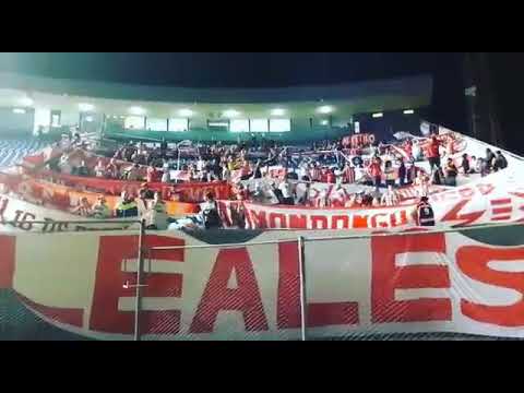 "NACIONAL DE PARAGUAY 1/0 EDLP|Hinchada copa en Paraguay|Aca esta tu hinchada" Barra: Los Leales • Club: Estudiantes de La Plata